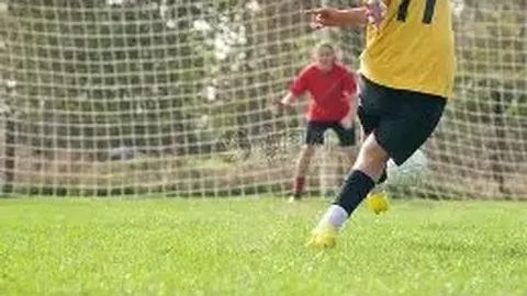 巴萨告别！8000万“心跳”球员挂牌，7500万顶级射手引期待