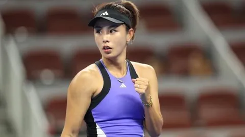 葡萄牙体育主场大胜曼城，约克雷斯独中三元